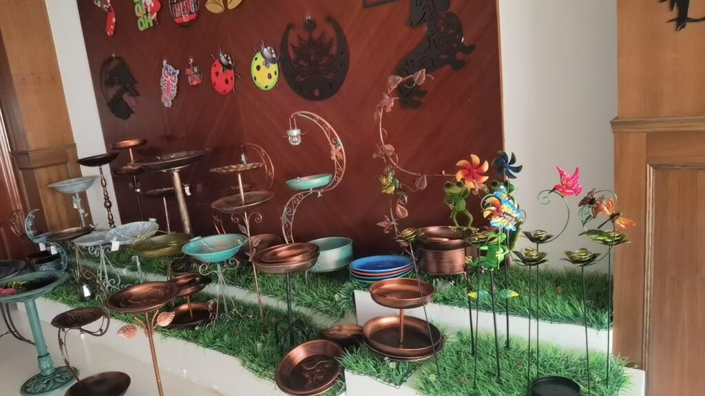 Top Bird Feeder and Bird Table Manufacturers in China