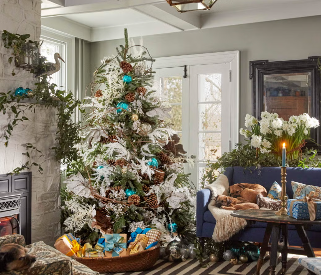 Luxury Christmas Wreath Decorations for Modern Homes